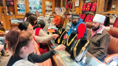 DHANTERAS FESTIVAL SHOPING PEOPLE KULLU