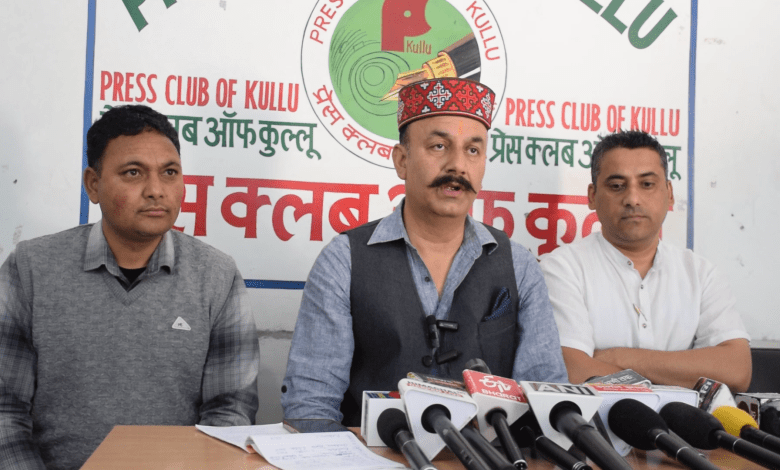 NEWS KULLU BJP SINIOUR LEADER BRI. KHUSHAL SINGH THAKUR AGAINST VIKRAMADITIYA SINGH VISUAL