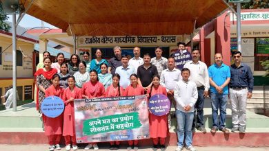Students were honored in a prayer meeting in Tharas of Banjar assembly constituency.
