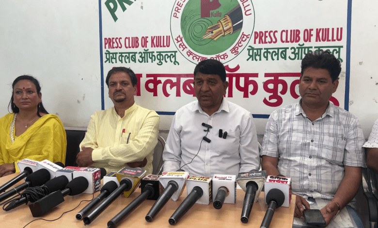 NEWS KULLU TULSI FOURLANE SANGHRSHA SAMITI PRESIDENT DINESH SEN PC KULLLU VISUAL
