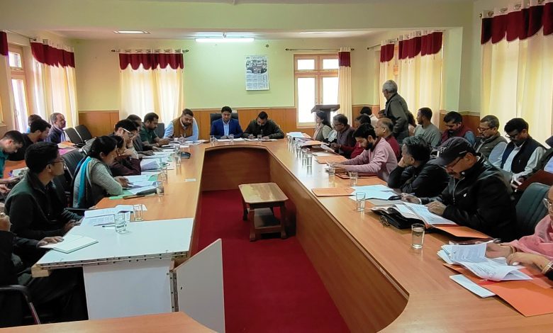District Council Lahaul Spiti Vice President Rajesh Sharma presided over the quarterly meeting.