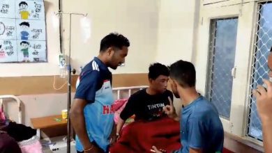 Three youths got hit by lightning that fell on a Kayal tree in Shodadhaar, escaped with minor injuries.