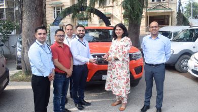 ECICI Foundation gifts a Scorpio vehicle to District Disaster Management Authority Kullu