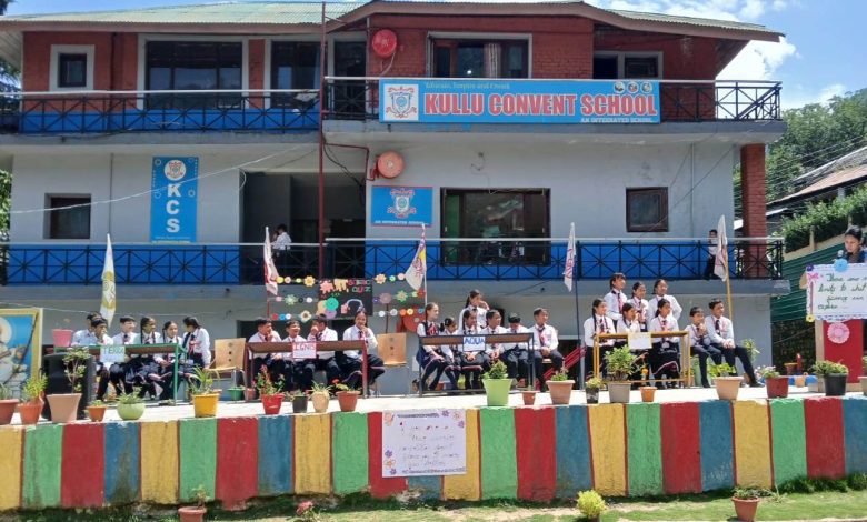 Science quiz inter house competition organized in Kullu Convent School