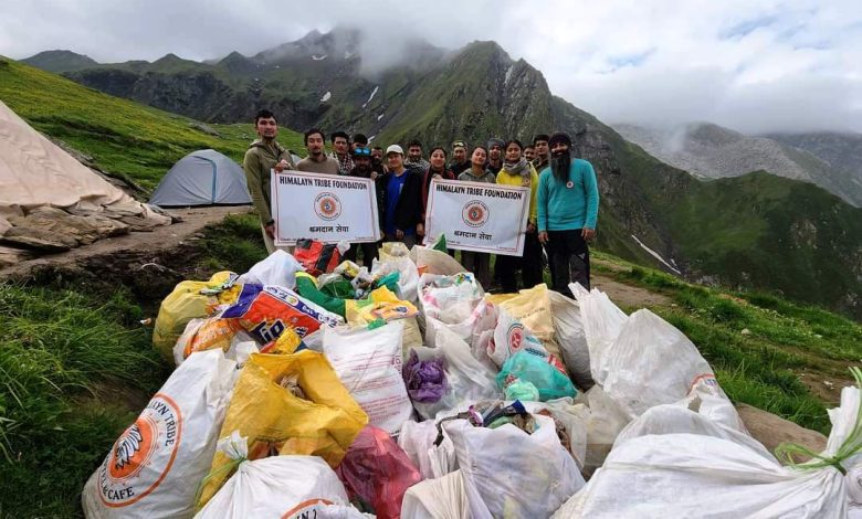 Very commendable work by the volunteers of Himalayan Tribe Foundation by cleaning the dumping site at Shrikhand Top - Torul S Ravish
