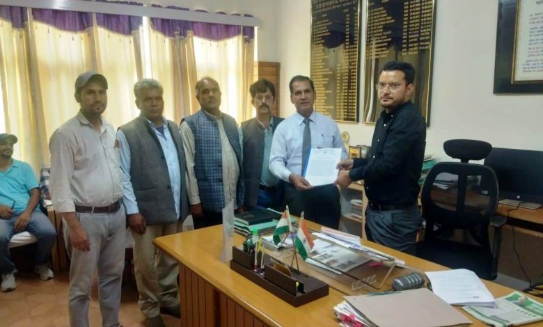 Bahujan Samaj Party workers submitted memorandum to SDM