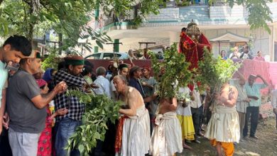 Fulfilled ancient god tradition by distributing Nettle Prasad in Dev Bhoomi Kullu - Rajkumar