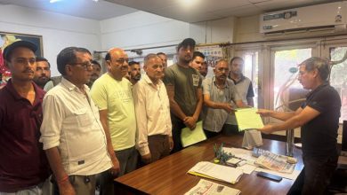 Government administration should take strict action against carrying boxes of goods carriers, fruits and vegetables in Volvo buses - Homendra Mahant