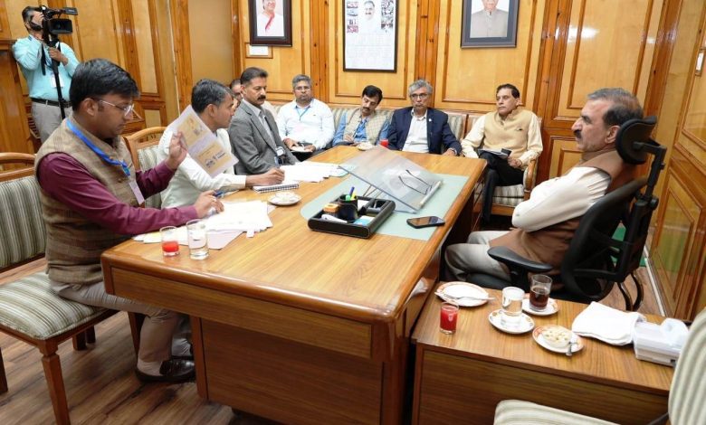 Chief Minister reviews progress of construction of green hydrogen plant in Nalagarh