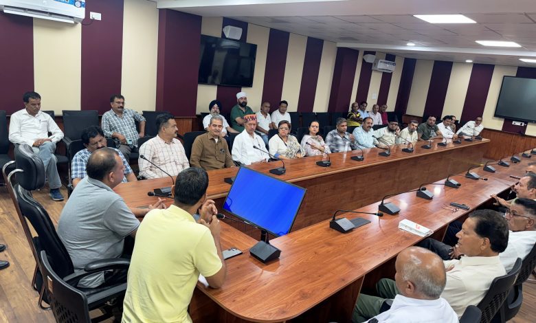 In Devbhoomi Kullu district, all religious sects gave the message of mutual brotherhood, peace and harmony - Vikas Shukla