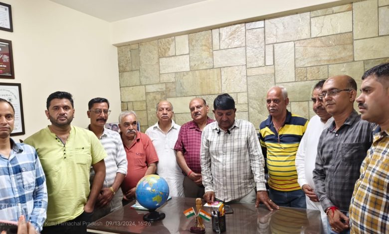 Trade Board Kullu calls for 3-hour market bandh over mosque dispute - Madan Lal Sood