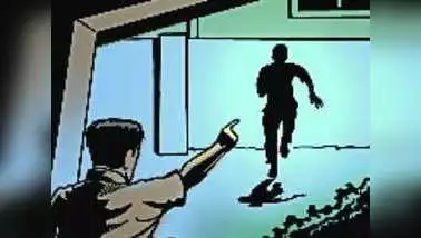 In Manikaran's Tulga, a person threatened the homestay operator and the customer with a revolver and Khukri, case registered.