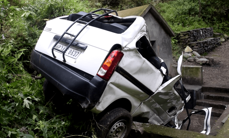 Car accident from Kullu to Dugilag, 1 youth killed, 1 injured