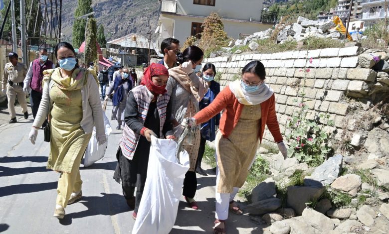 Said… there is a need to come forward to maintain the values of cleanliness and environmental responsibility – Anuradha Rana