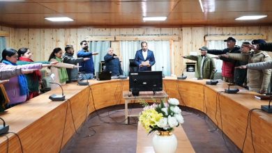 Deputy Commissioner administered oath to officers and employees to maintain devotion to the Constitution