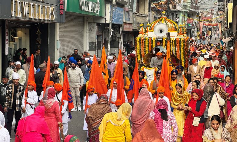 555th Prakash Utsav of Guru Nanak Dev celebrated with pomp and splendor at Devbhoomi Kullu.