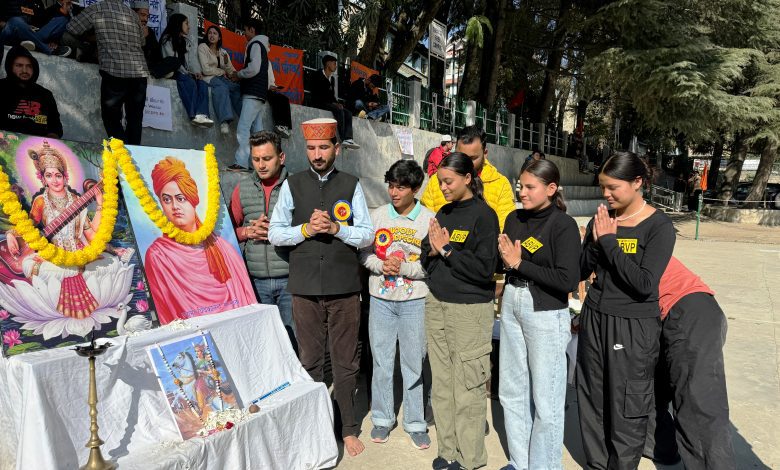 Rani Lakshmibai played an important role in the Indian freedom struggle, fought with the British and inspired women's empowerment - Monica Thakur.