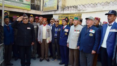 Government administration should honor the families of brave soldiers martyred for the country by celebrating Vijay Diwas - TS Thakur