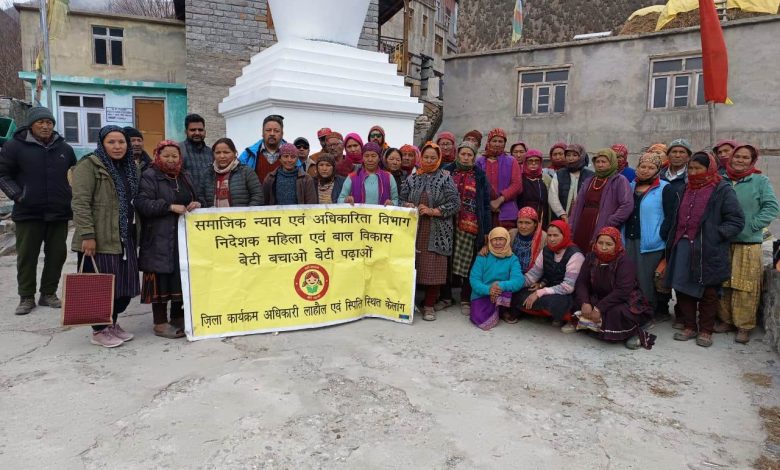 Women and Child Development officials gave information about welfare schemes in Tingaret