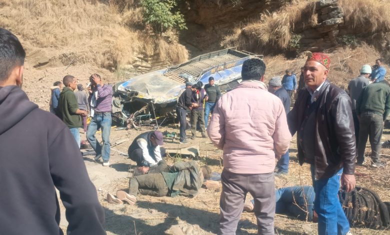 Tragic bus accident in Ani of Kullu district, 3 people including driver died