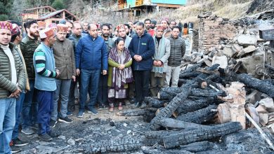 Opposition leader became emotional after meeting the fire victims, said nothing was left