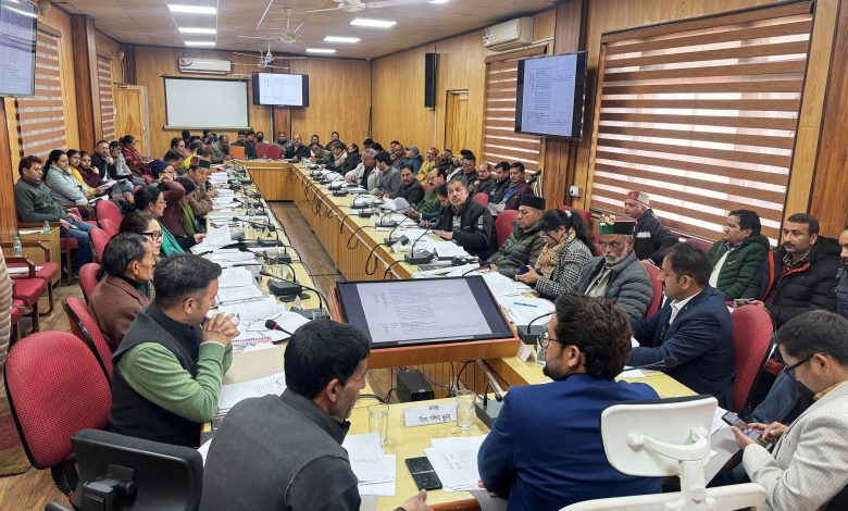 In the quarterly meeting, departmental officers were requested to complete the incomplete work by 31st March - Pankaj Parmar.