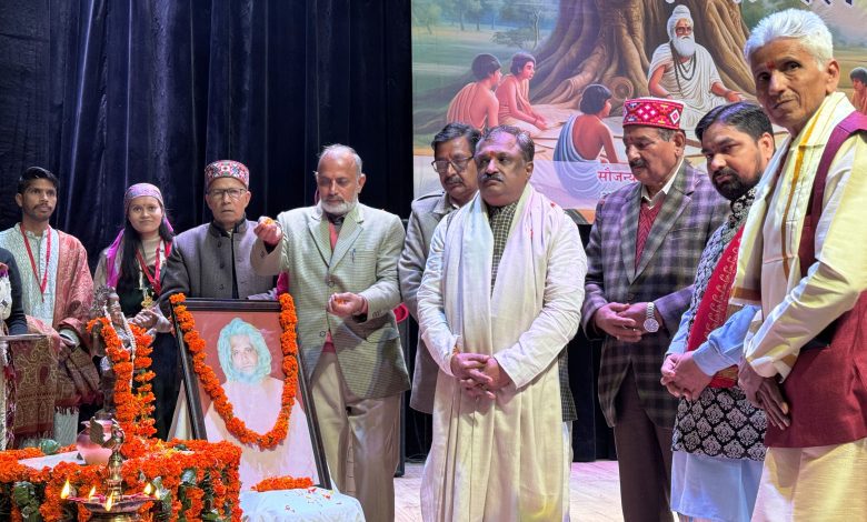 To make India a world leader, it is necessary to protect Vedas, Sanatan Dharma and scriptures - Professor Srinivas Barkhedi.
