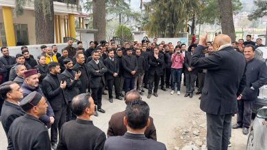 Central government should withdraw black laws against advocates- Tej Thakur