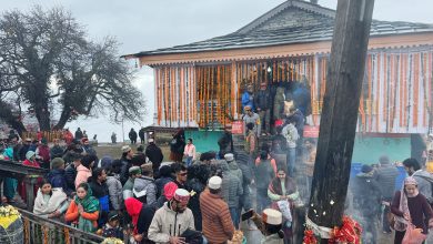 On the occasion of Shivratri, thousands of devotees from all over the country got blessings from Shivalinga at Bijli Mahadev Temple.