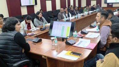 A meeting of Block Development Officers and various departments of Ani, Bhuntar, Naggar, Nirmand, Banjar and Kullu was held on Thursday at Bachat Bhawan Kullu