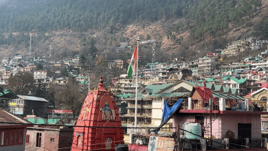 Drinking water supply not restored even after 6 days in most of the urban and rural areas in Kullu district, people upset.